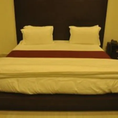 Hotel Crossroad-3