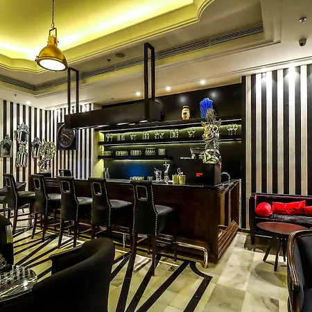 Piccadily Hotel-3
