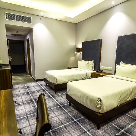 Piccadily Hotel-2