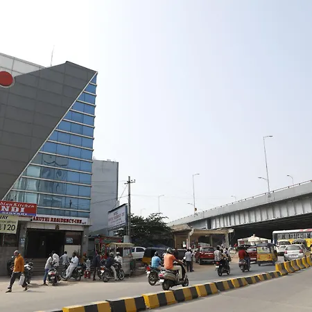 Maruthi Residency Inn & Restaurant-2