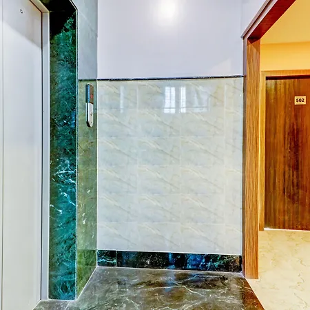 Fabhotel Step Inn-3
