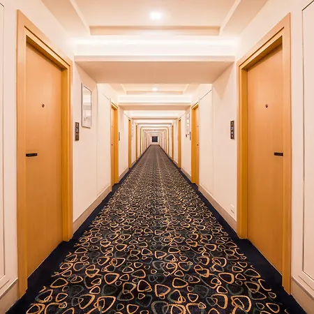 Hotel Turmeric-2