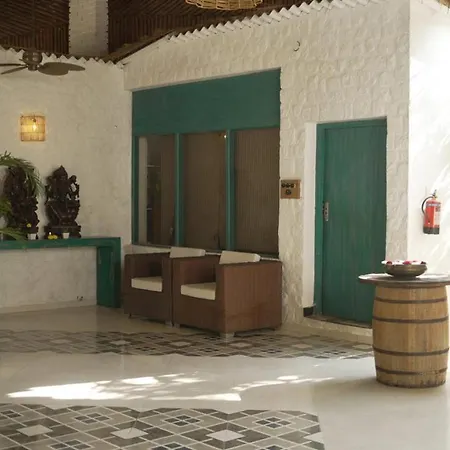 Aacorn Hideaway Resort & Spa-2