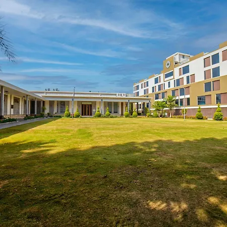 Vrr Astoria Hotel & Convention Center-3