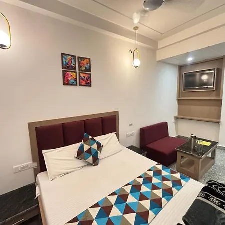Luxmi Hotel-3