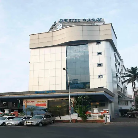 Hotel Benzz Park Chennai-3