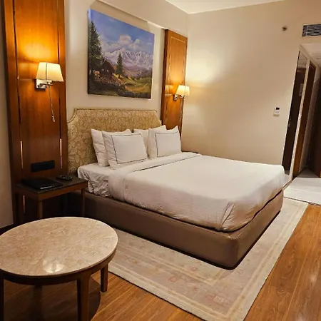 Comfort Hotel Vista-3
