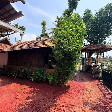 Malayalam Lake Resort-3