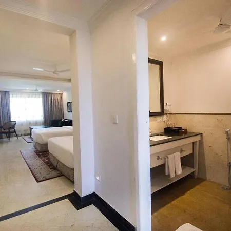 Mayfair Lake Resort-2