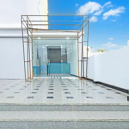 Super Townhouse Oak Kompally-2