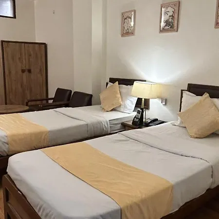 Hotel Kartik-2
