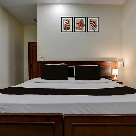 Hotel O Rae Bareli Railway Junction Formerly Nova Resorts & Luxury Farm-3