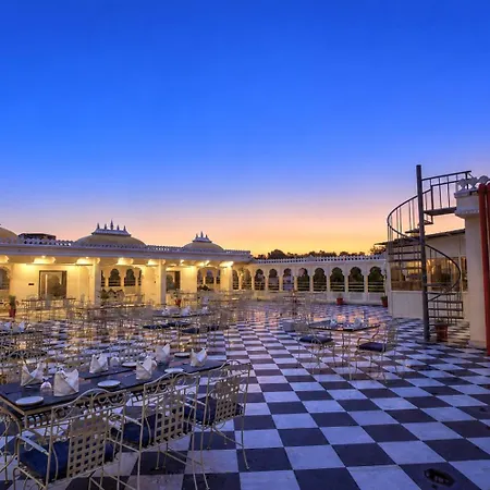 The Amar Mahal Luxury Heritage Hotel Near Fateh Sagar Lake, Udaipur-3