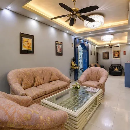 Hotel Silver Leaf, Noida-3