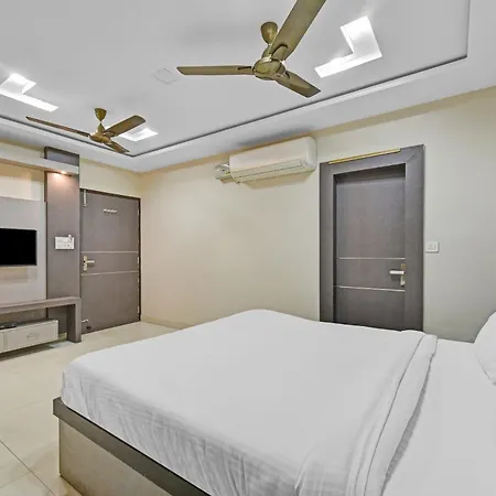 Collection O Villa Homes-3
