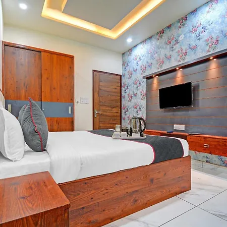 Townhouse Cm Palace-3