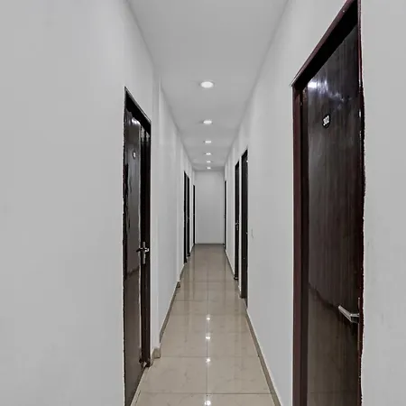 Hotel O 5 Inn-3