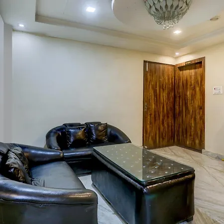 Spot On Sai P Guest House-3