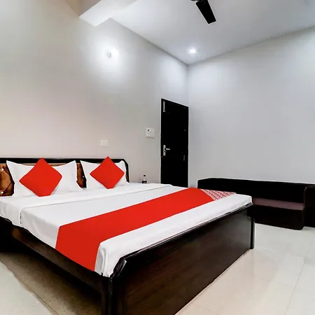 Flagship Hotel Kamboj Palace-3