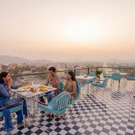 Zostel Udaipur-3
