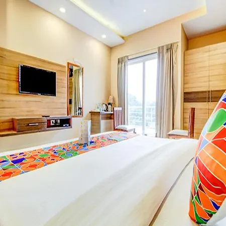Fabhotel 7Th Crossing-3