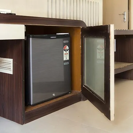 Treebo Archana Residency-3