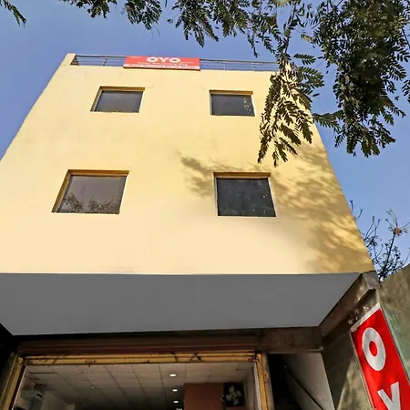 Hotel O Fox Guest House-3