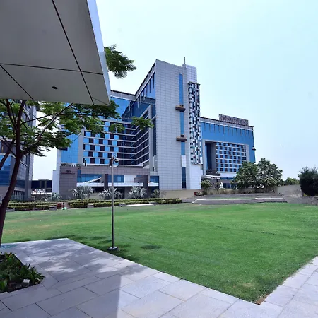 Crowne Plaza Greater Noida By Ihg-3