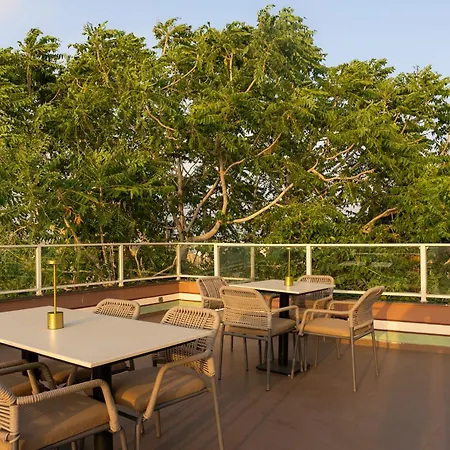 Hotel Casa By The Lake-2