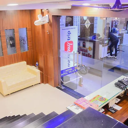 Hotel Royal Palace - 150 Meters From Mahakal Temple-3
