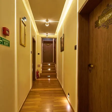 Tranquil La Casa-3