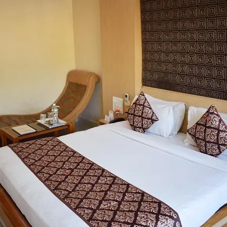 Hotel Mangalam-3