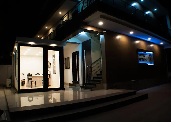 Hotel Rezo'S Baga
