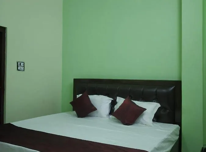 Hotel Awadh Kailash