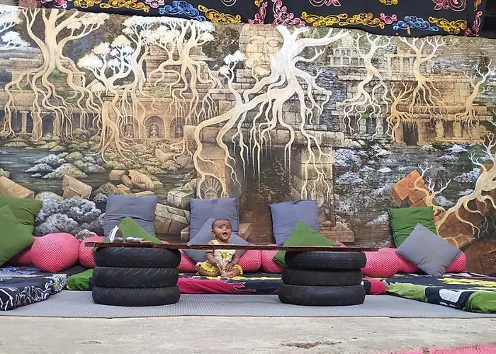 Mitra Hostel