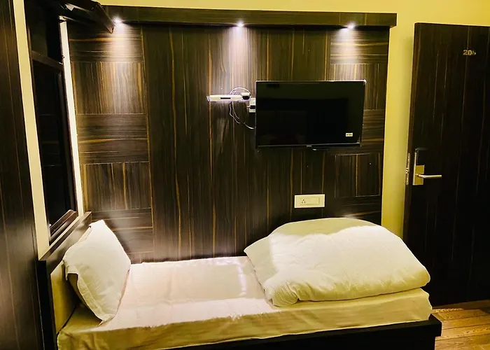 Hotel Kabir Residency-4 Min Walk To Golden Temple