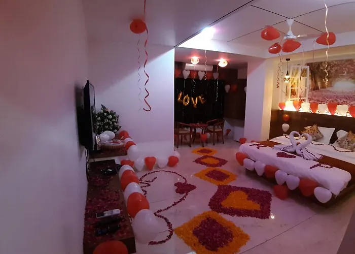 Hotel The Grand Piano - Best Business Hotel In Patan
