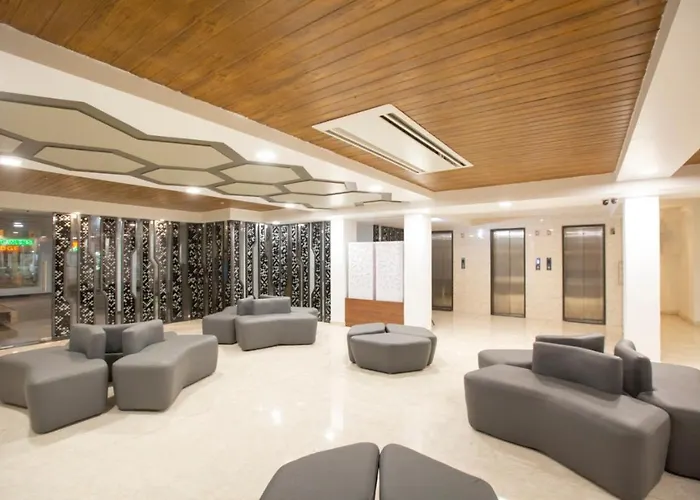 Lee-Benz Ark Hotel