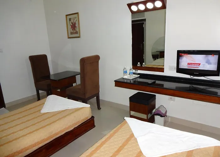 Lotus Comfort - A Pondy Hotel