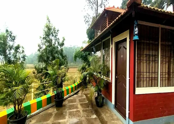 Cs County Resort