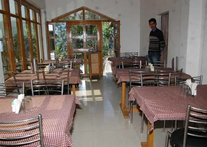Goroomgo Hotel Shivay Near Kausani Chouraha - Mountain View - Excellent Customer Service