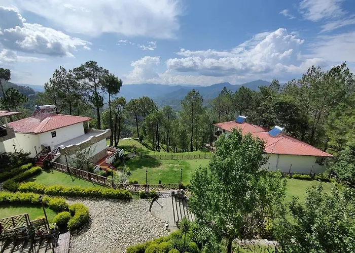 Boros Resorts Binsar