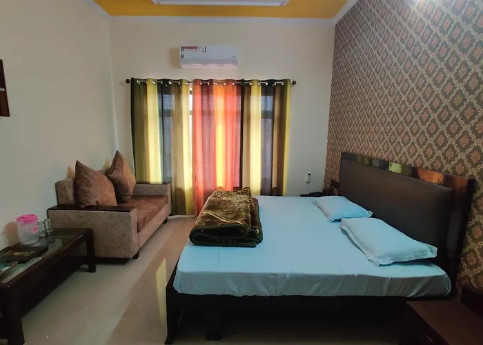 Aashriwad Hotel