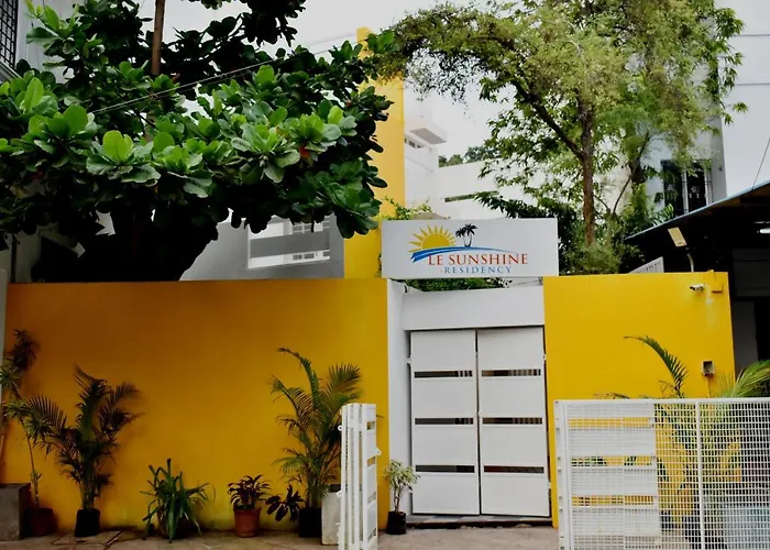 Le Sunshine Residency