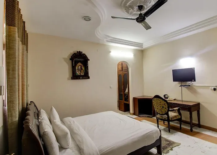 Hotel Pinjore Holiday Home