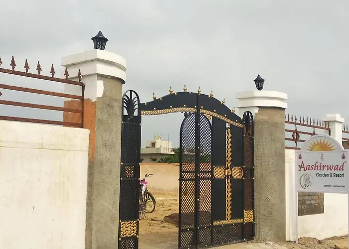 Aashirwad Garden & Resort