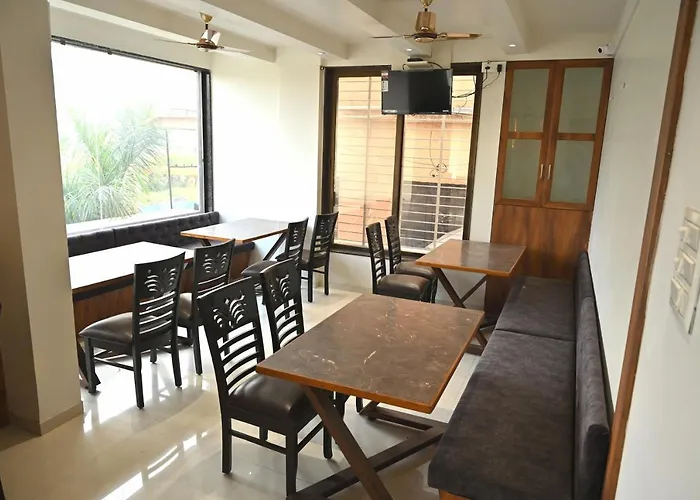 Majestic Hotel Nashik