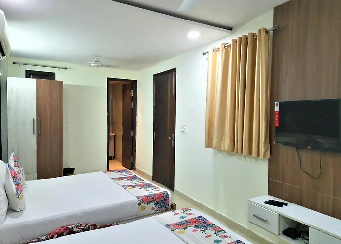 Hotel Le Heritage , Nizamudin Railway Station New Delhi
