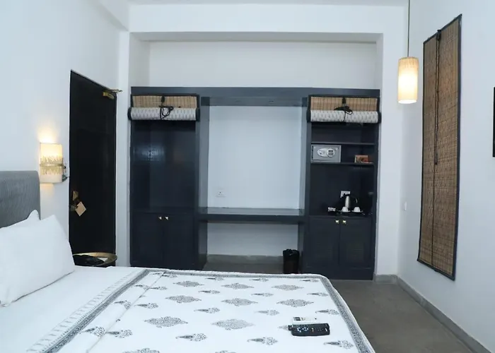 Villa 243