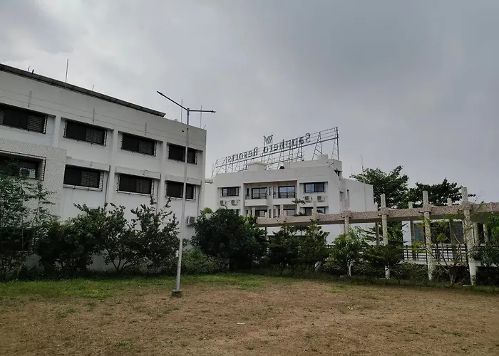 Sapphero Resorts